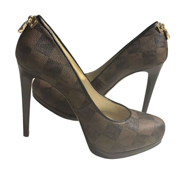 Michael Kors Monogram MK High Heel Shoe Pump Brown Womens Size US 8.5 M - Picture 6 of 10